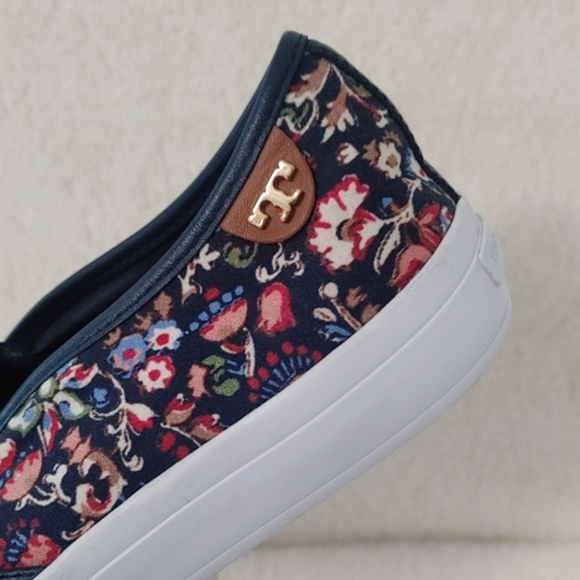 Tory Burch Hanover Floral Slip-on Sneakers - Picture 3 of 10